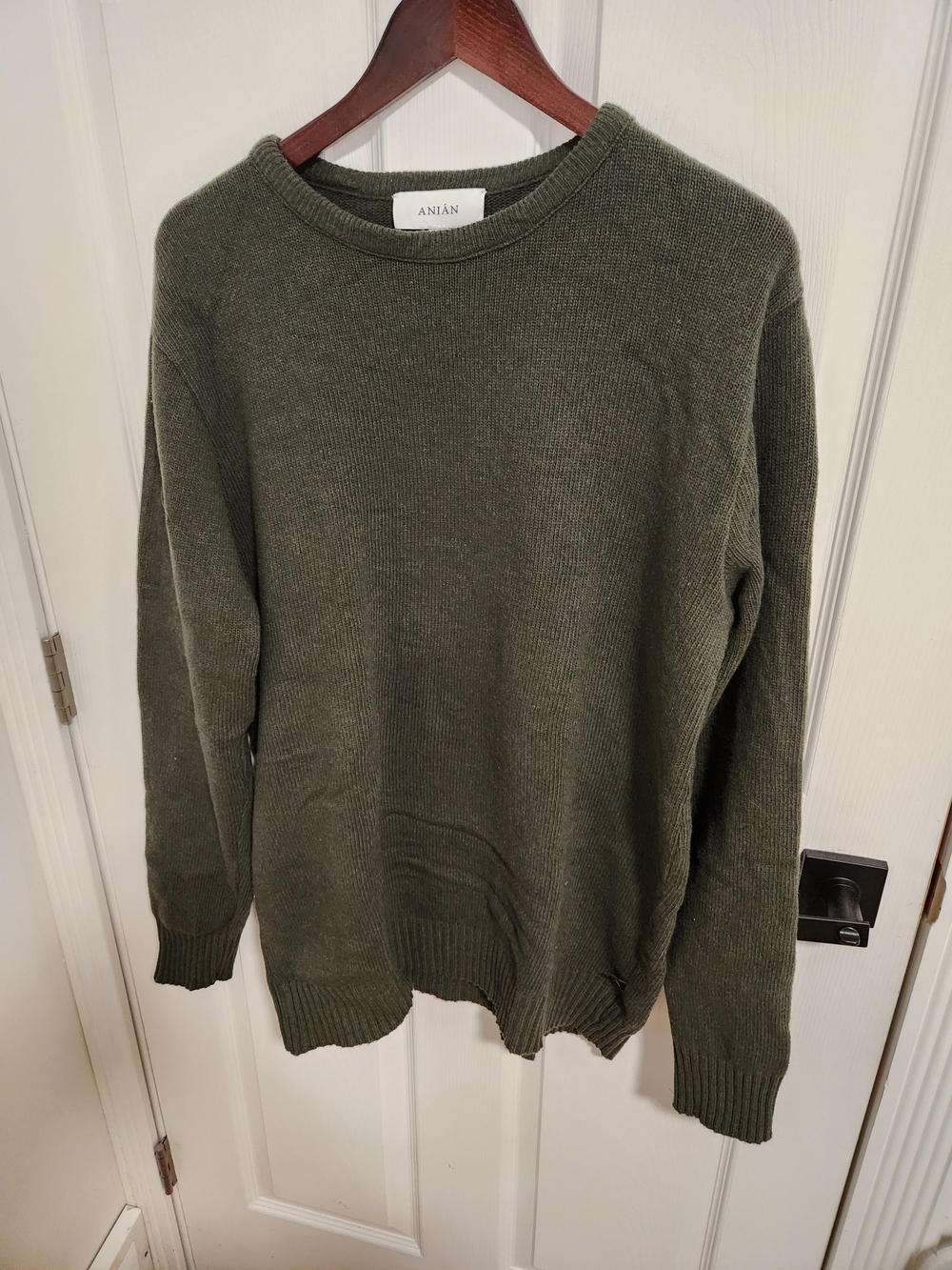 ANIAN Olive Crewneck Knit Sweater